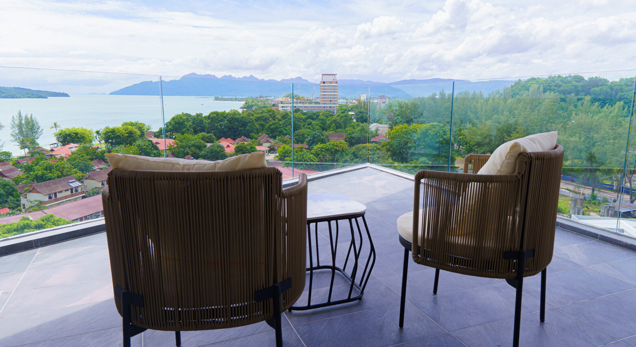 suite room pantai tengah
